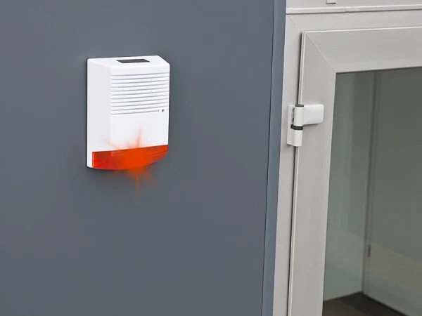 VisorTech Alarm Attrappe:Alarmsirenen Attrappe Mit Solar & Blinklicht, IP44 4